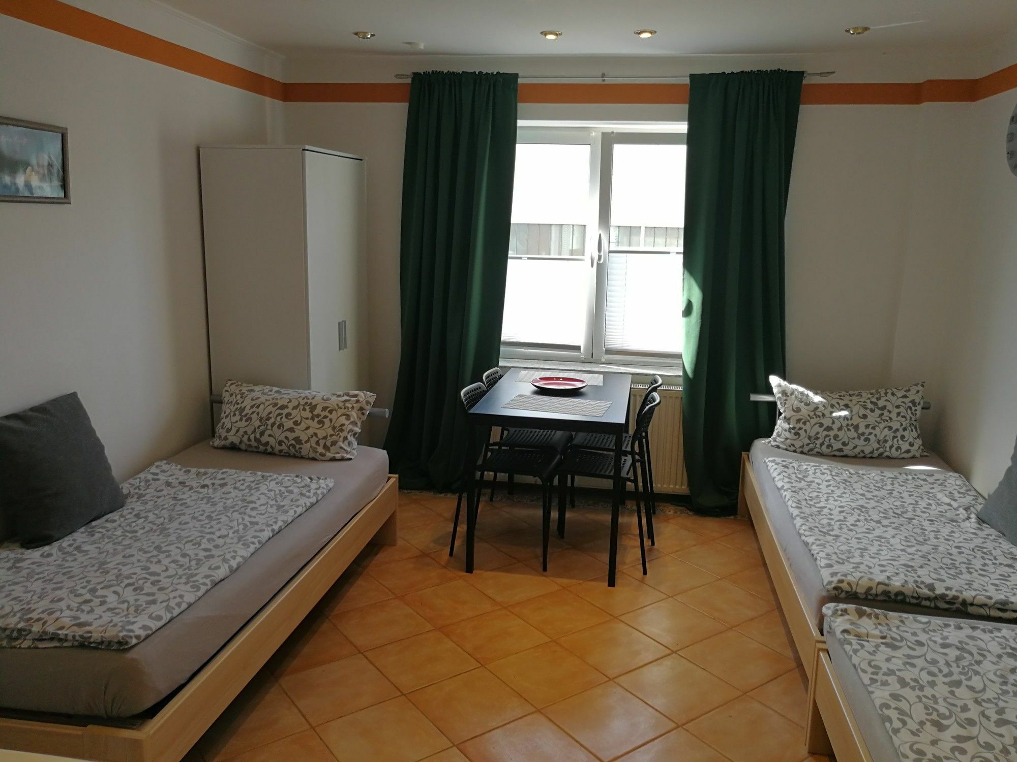 Hostel Margot Hamburg-Harburg Buitenkant foto